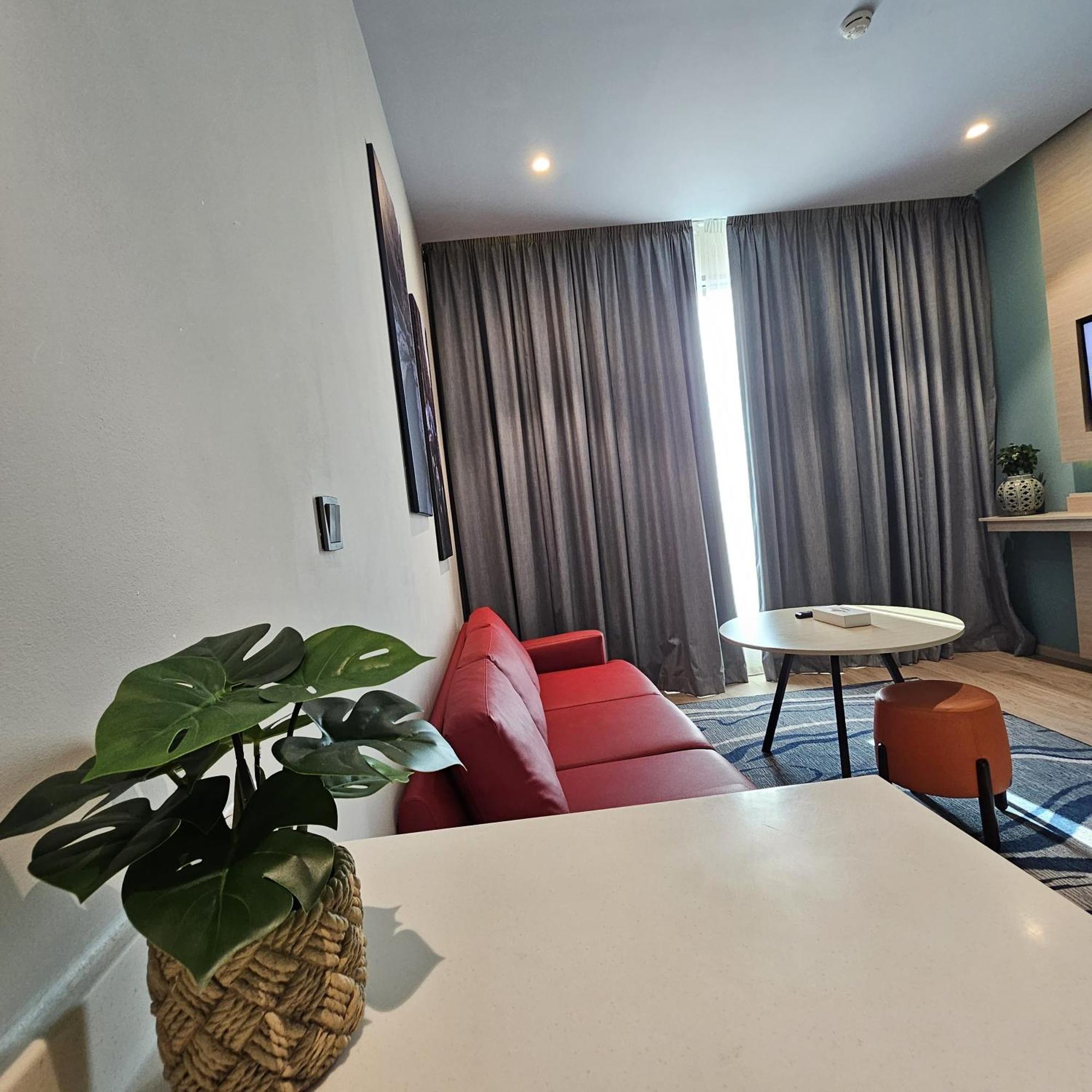 Swiss-Belinn Airport Muscat Oman Kültér fotó